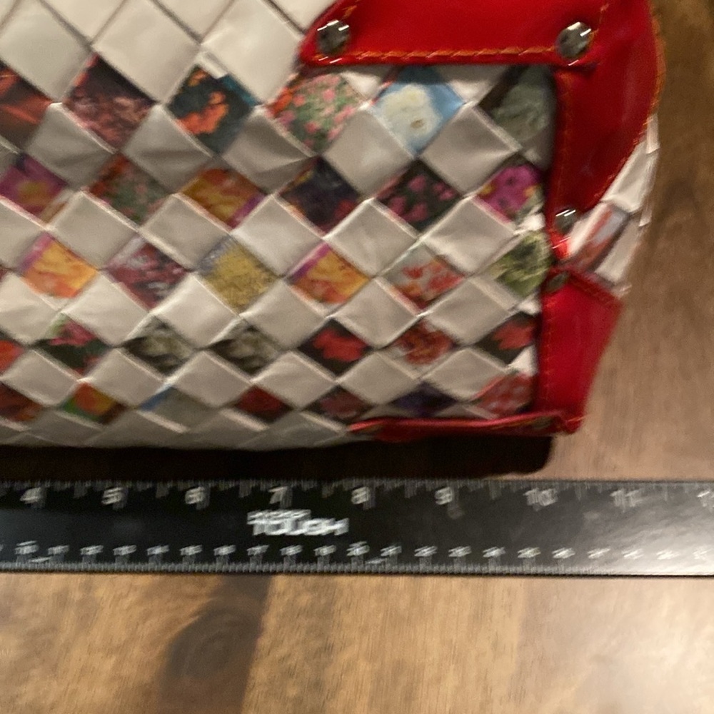 Nahui Ollin Woven Wrapper Stylish Red and White Women's Handbag. - Picture 16 of 16